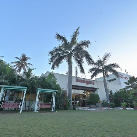 Chryso Hotels Pvt Ltd Ankleshwar Exteriör bild
