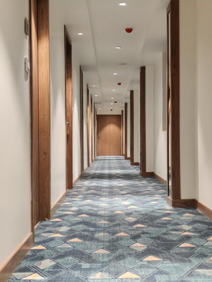 Chryso Hotels Pvt Ltd Ankleshwar Exteriör bild